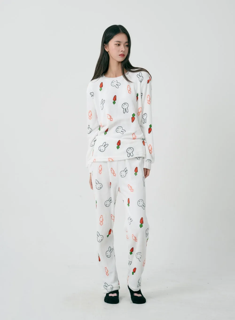 Rabbit And Carrot Pajama Set ID20