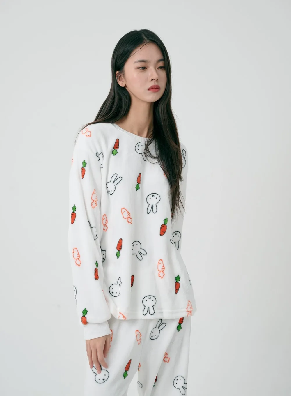 Rabbit And Carrot Pajama Set ID20