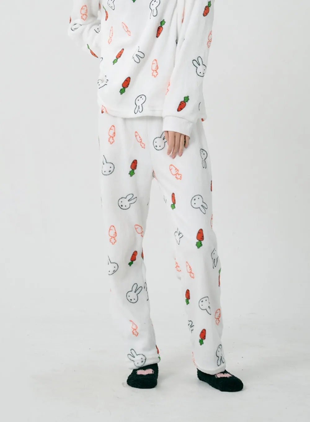 Rabbit And Carrot Pajama Set ID20