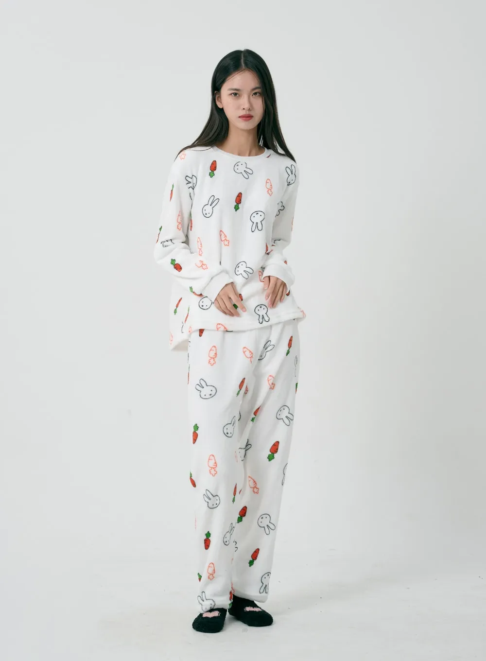 Rabbit And Carrot Pajama Set ID20
