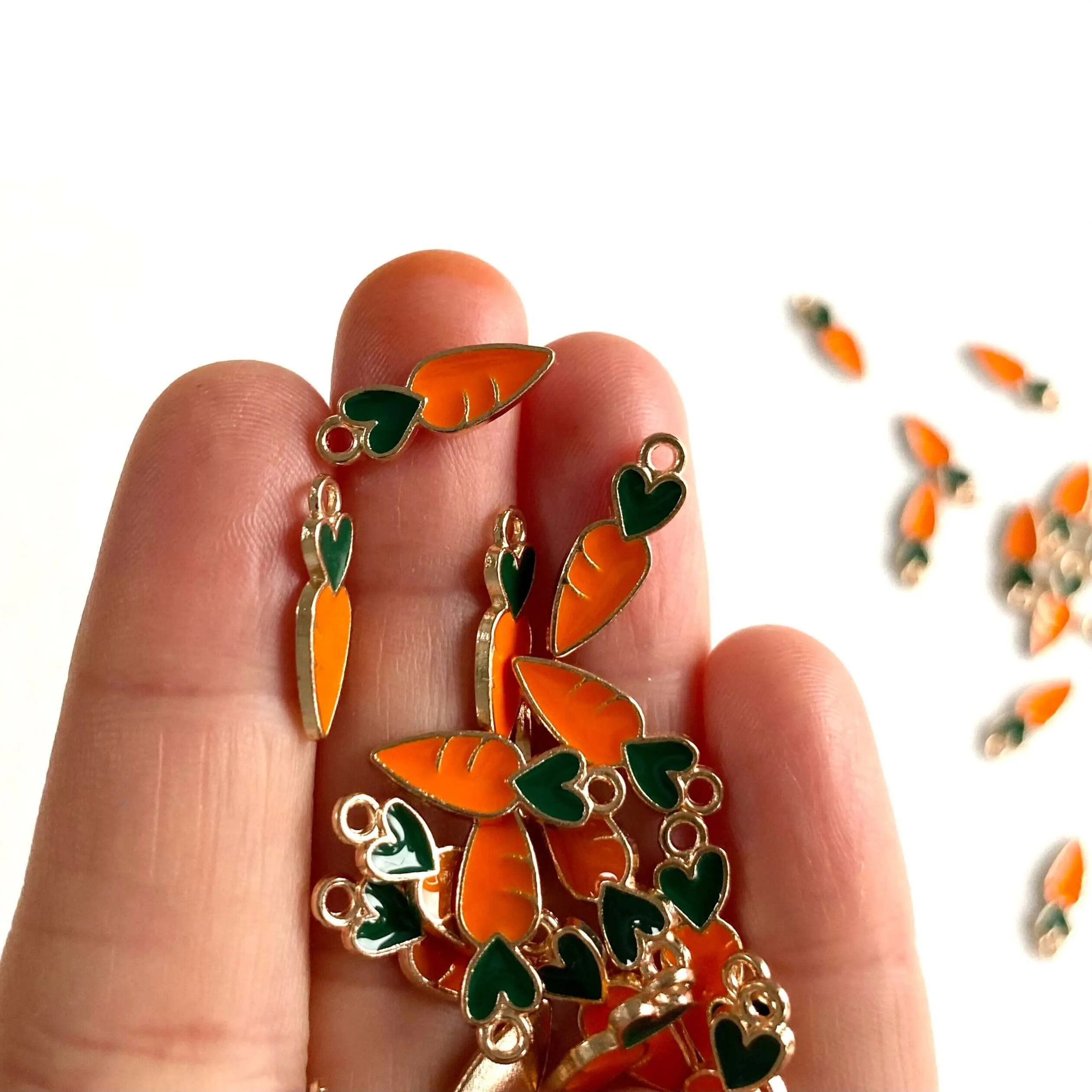 Tiny Carrot charms Enamel Metal pendants